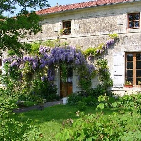 La Ferme De Magnantru Acomodação com café da manhã Perigne Exterior foto